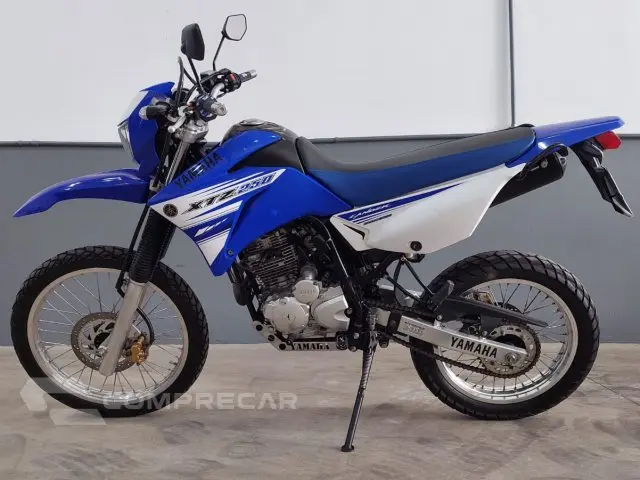 XTZ 250 LANDER - Trail