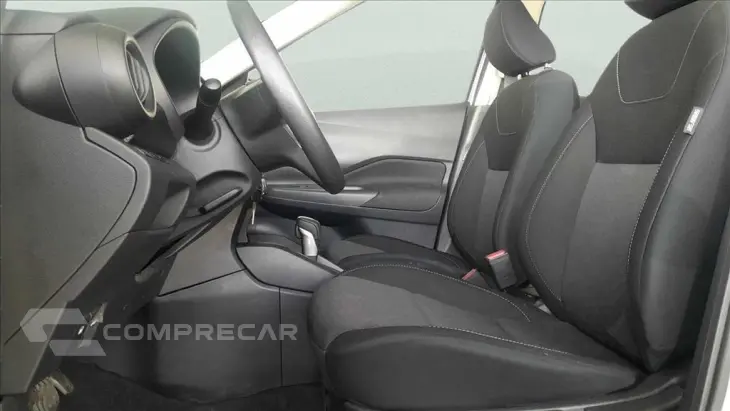 KICKS PLAY 1.6 16V FLEXSTART SENSE XTRONIC