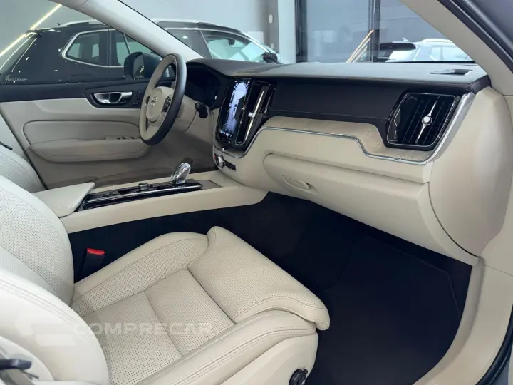 XC60 2.0 T8 Recharge Ultimate AWD Geartronic