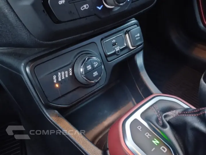 RENEGADE 2.0 16V Turbo Trailhawk 4X4