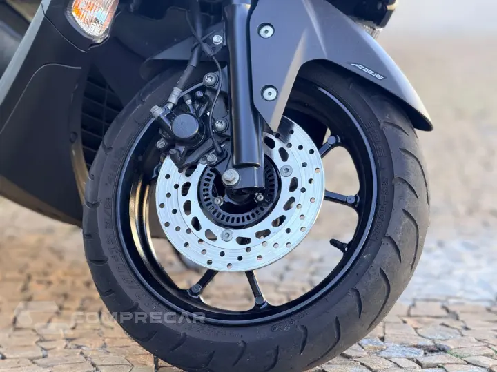 NMAX 160 ABS