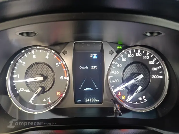 HILUX 2.8 D-4D TURBO CD SRX PLUS 4X4 AUTOMÁTICO