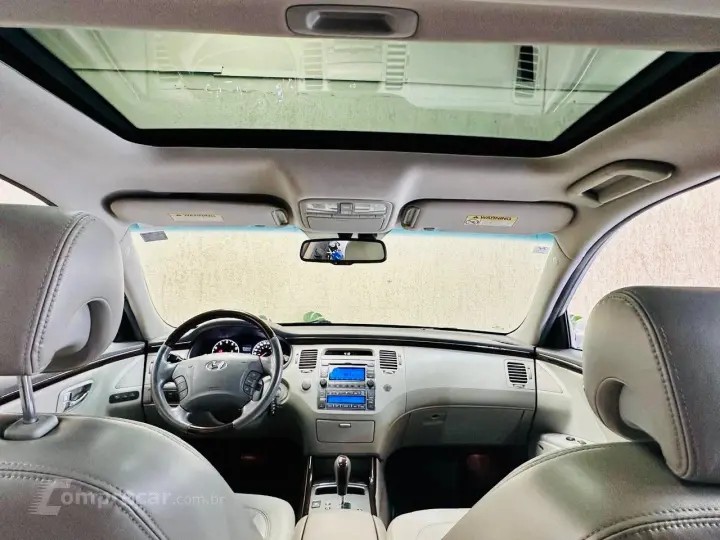 AZERA 3.3 MPFI GLS Sedan V6 24V