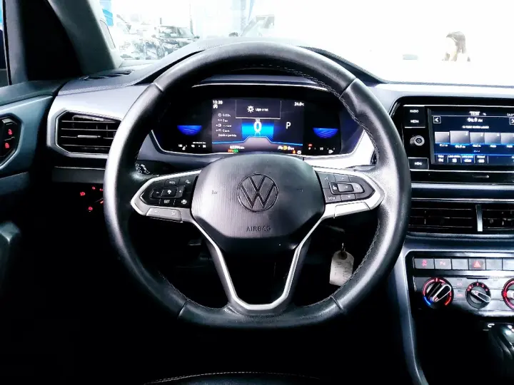 T-CROSS 1.0 200 TSI TOTAL FLEX AUTOMÁTICO