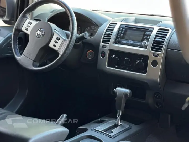 FRONTIER LE4X4ATT