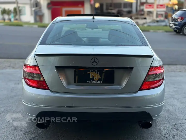 C 200 K 1.8 KOMPRESSOR CLASSIC 16V GASOLINA 4P AUTOMÁTICO