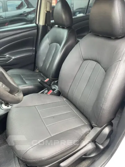 VERSA 1.6 16V Unique