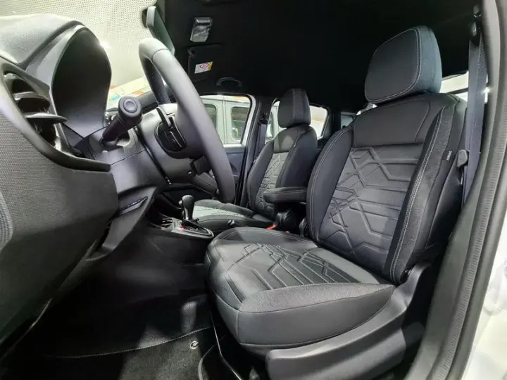 STRADA VOLCANO 1.3 FLEX 8V CD AUT.