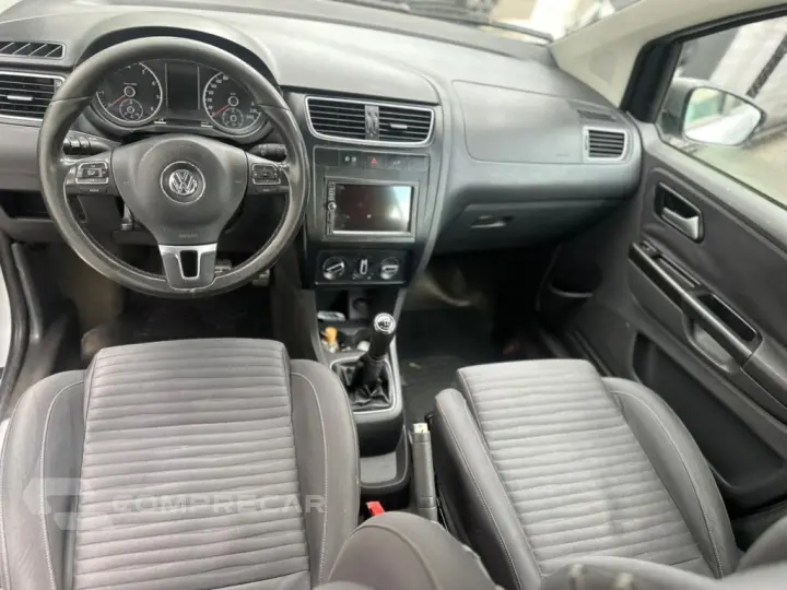 CROSSFOX 1.6 MI FLEX 8V 4P MANUAL