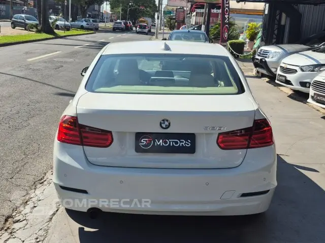 320i - 2.0 16V TURBO 4P AUTOMÁTICO