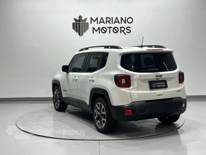 RENEGADE 1.8 16V FLEX LONGITUDE 4P AUTOMÁTICO