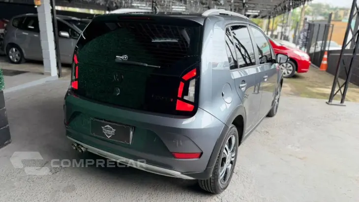 up! Xtreme 1.0 TSI Total Flex 12V 5p