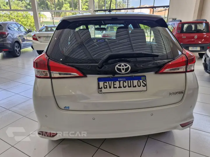 Yaris Hatch 1.5 16V 4P FLEX XL MULTIDRIVE AUTOMÁTICO CVT