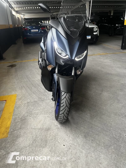 X-Max 250