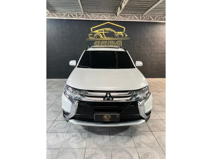 OUTLANDER 2.2 4X4 16V DIESEL 4P AUTOMÁTICO