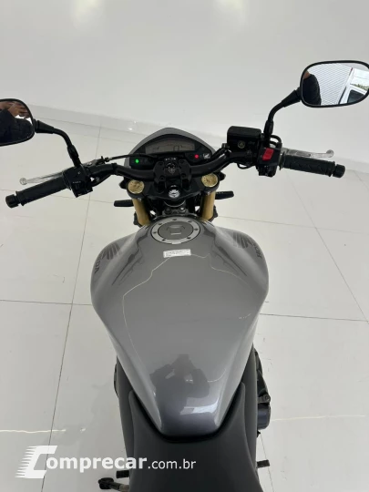 CB 600F HORNET / HONDA