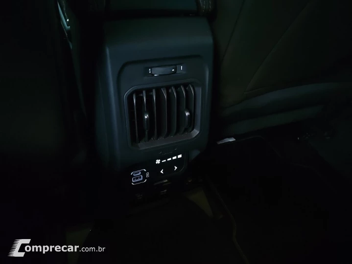 COMMANDER 1.3 T270 TURBO FLEX OVERLAND AT6