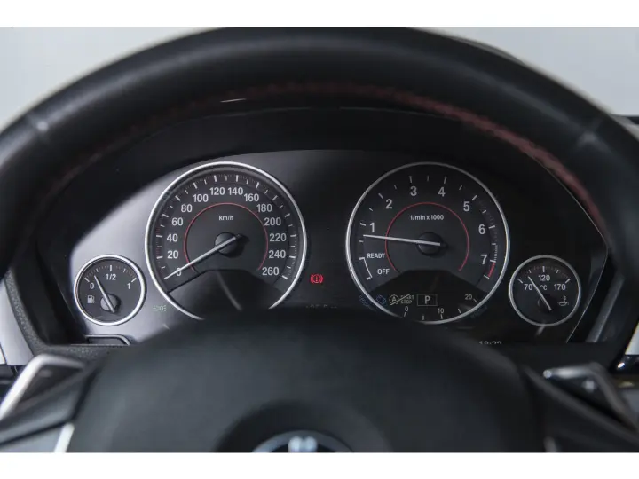 320i 2.0 SPORT 16V TURBO ACTIVE FLEX 4P AUTOMÁTICO