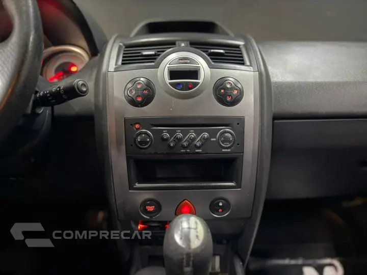 MEGANE 1.6 DYNAMIQUE GRAND TOUR 16V FLEX 4P MANUAL