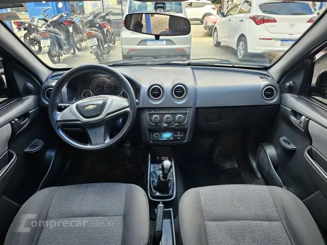 CELTA - 1.0 MPFI LT 8V 4P MANUAL