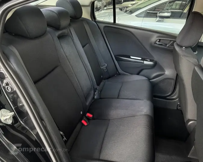 CITY Sedan LX 1.5 Flex 16V 4p Aut.