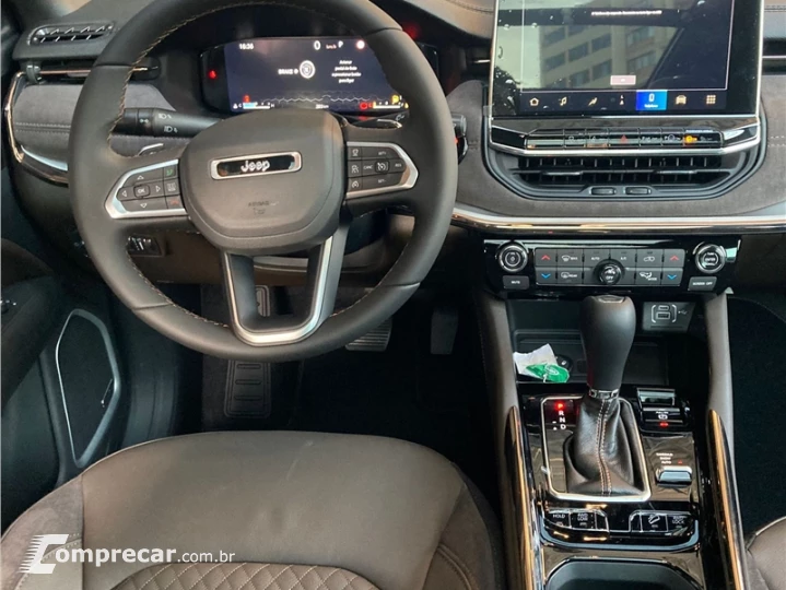 COMMANDER 2.2 TURBO DIESEL OVERLAND AT9