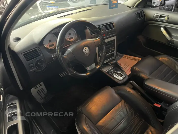 GOLF 2.0 MI Black Edition 8V
