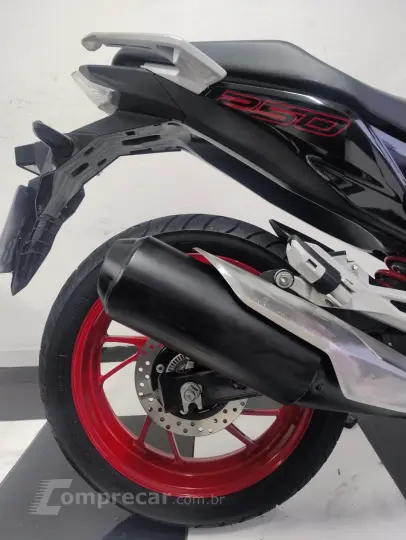 CB 250F Twister  ABS