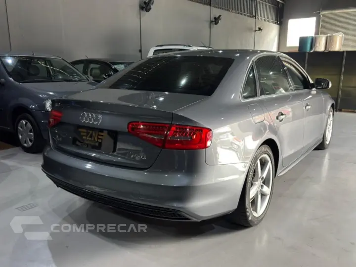 A4 2.0 TFSI AMBIENTE GASOLINA 4P S TRONIC