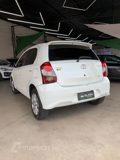 Etios X Plus 1.5 Flex 16V 5p Aut.