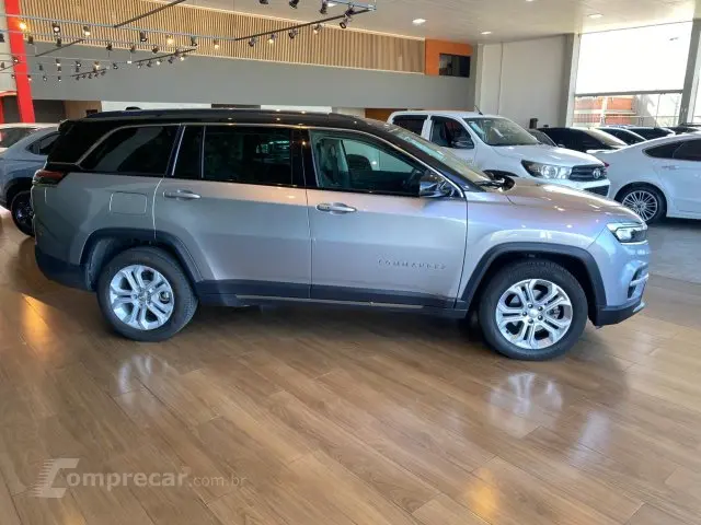 COMMANDER - 1.3 T270 TURBO LONGITUDE AT6