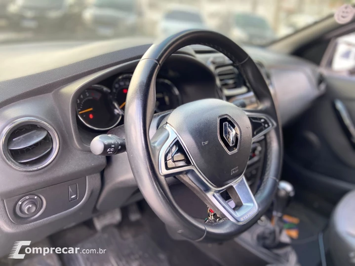 SANDERO 1.6 16V SCE Stepway Iconic