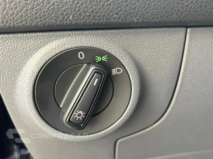 Polo Track 1.0 Flex 12V 5p