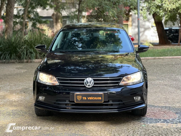 JETTA 2.0 TSI HIGHLINE 211CV GASOLINA 4P TIPTRONIC
