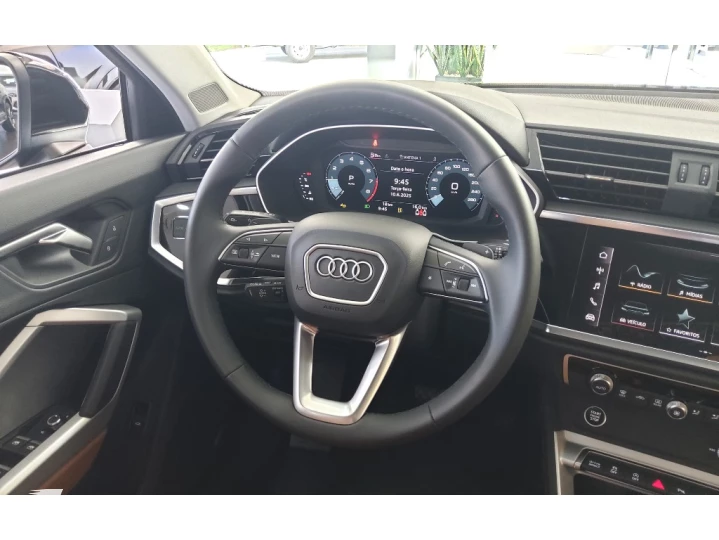 Q3 2.0 40 TFSI GASOLINA PERFORMANCE QUATTRO TIPTRONIC