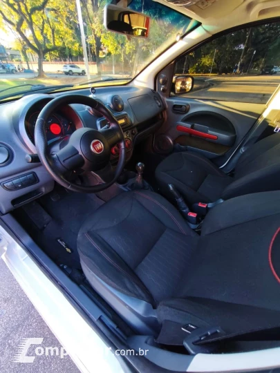 Uno 1.4 4P FLEX SPORTING