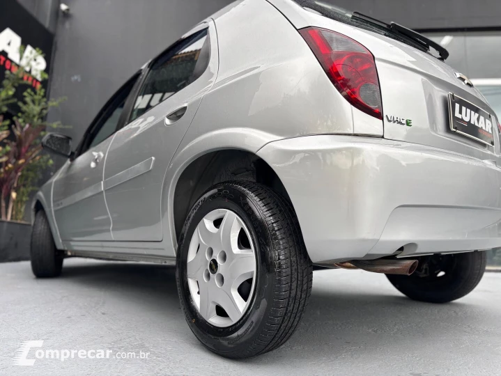 CELTA 1.0 MPFI LT 8V