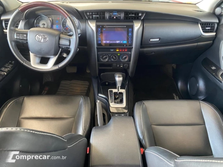 HILUX SW4 2.7 SR 4X2 16V