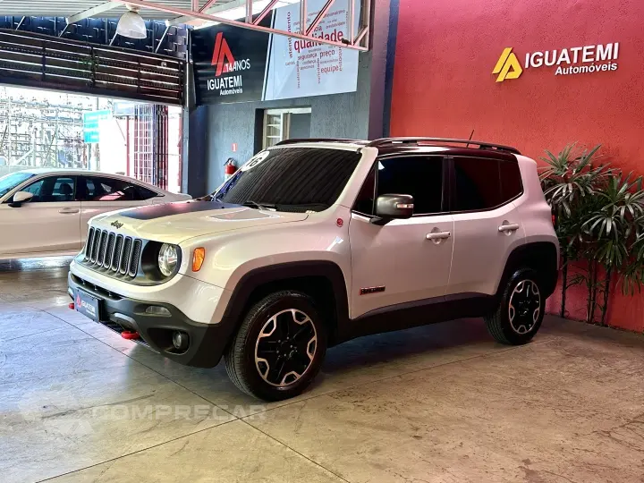 RENEGADE 2.0 16V TURBO DIESEL TRAILHAWK 4P 4X4 AUTOMÁTICO