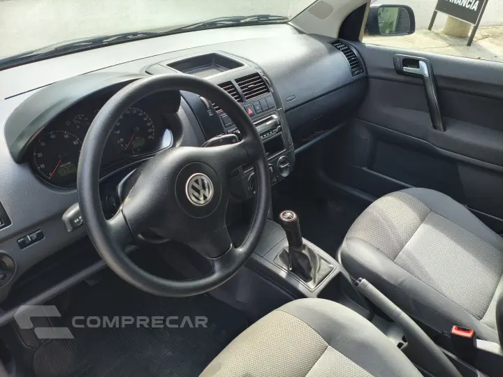 POLO SEDAN 1.6 MI 8V