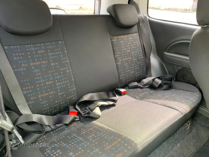 UNO 1.0 EVO VIVACE 8V FLEX 2P MANUAL