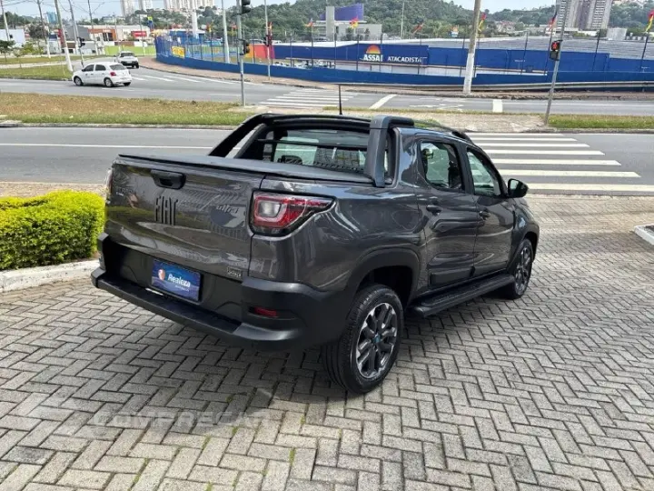 Strada Ultra 1.0 Flex Turbo CD Aut.