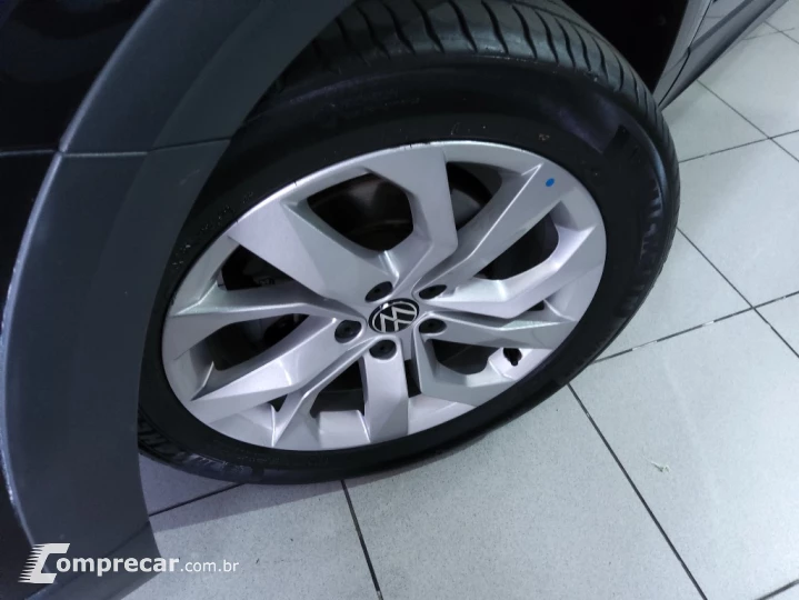 TAOS 1.4 250 TSI TOTAL FLEX COMFORTLINE AUTOMÁTICO
