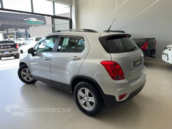 TRACKER LT 1.4 AUT