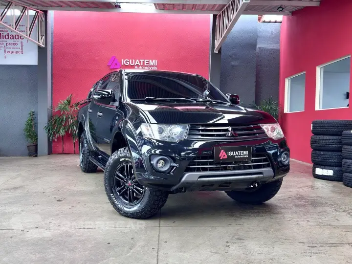 L200 TRITON 3.5 HPE 4X4 CD V6 24V FLEX 4P AUTOMÁTICO
