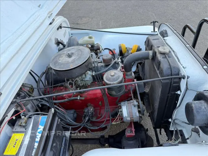 JEEP 2.6 6 Cilindros 12V