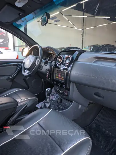 DUSTER OROCH Dyna. 2.0 Flex 16V Aut.