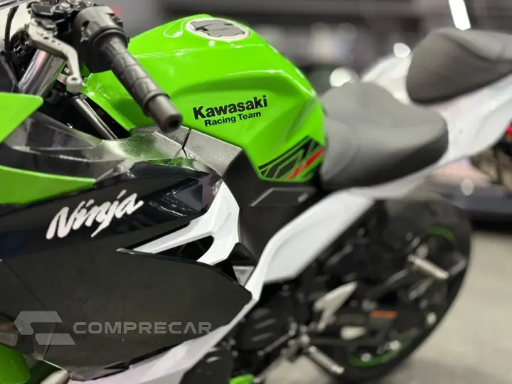 NINJA 400