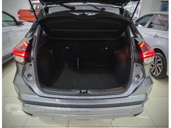 KICKS PLAY 1.6 16V FLEXSTART SENSE XTRONIC