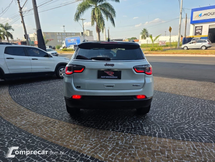 COMPASS 2.0 16V FLEX LONGITUDE AUTOMÁTICO